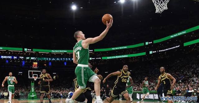 NBA新方式:五巨头时期莅临,尼克斯引进哈登成焦点